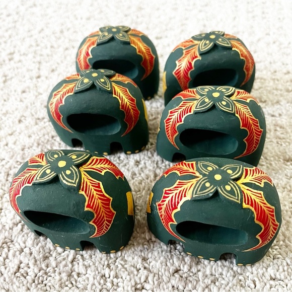 Green Elephant Wooden Napkin Rings Hand Painted Red Gold Holly Christmas 6x READ - Picture 4 of 8